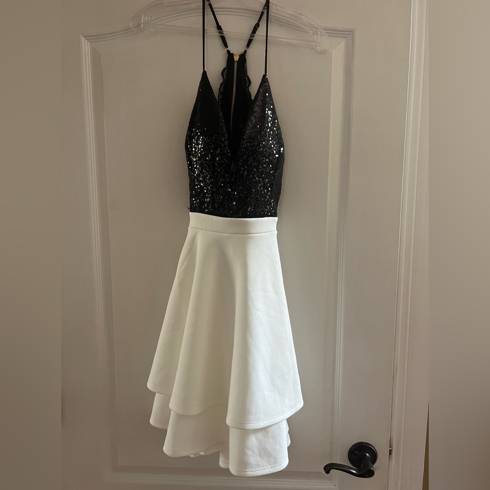 NWT-White with black sequence dress